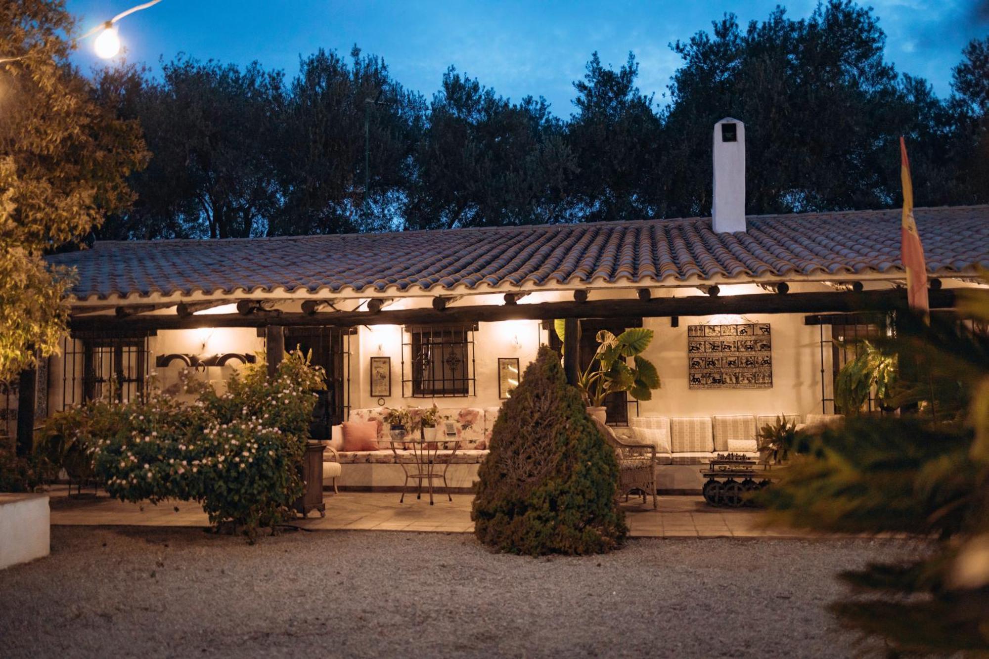LA CUADRA, Finca privada a los pies de Sierra Nevada, a 10 minutos del centro, Jardín, Barbacoa La Zubia  Exterior foto