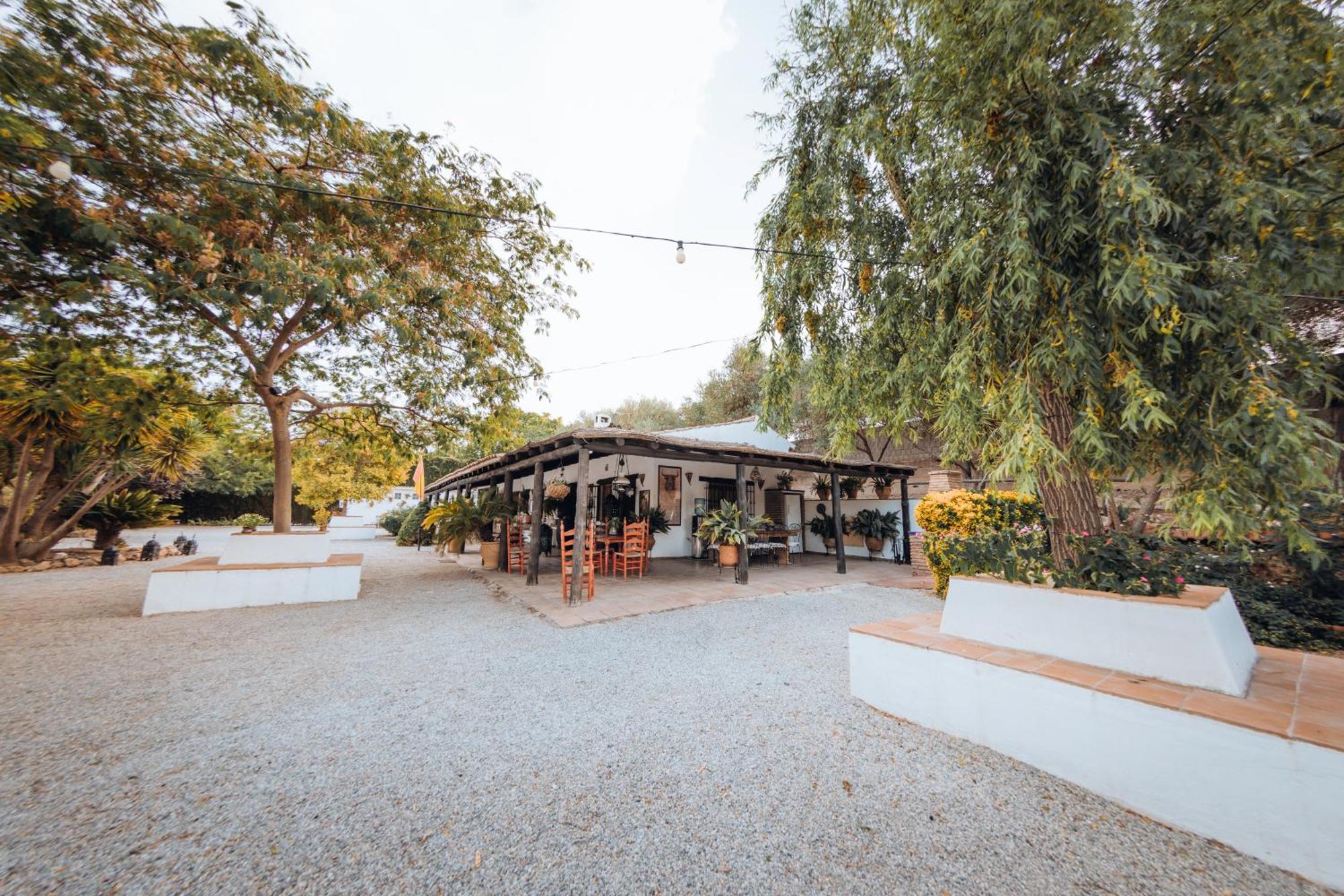 LA CUADRA, Finca privada a los pies de Sierra Nevada, a 10 minutos del centro, Jardín, Barbacoa La Zubia  Exterior foto